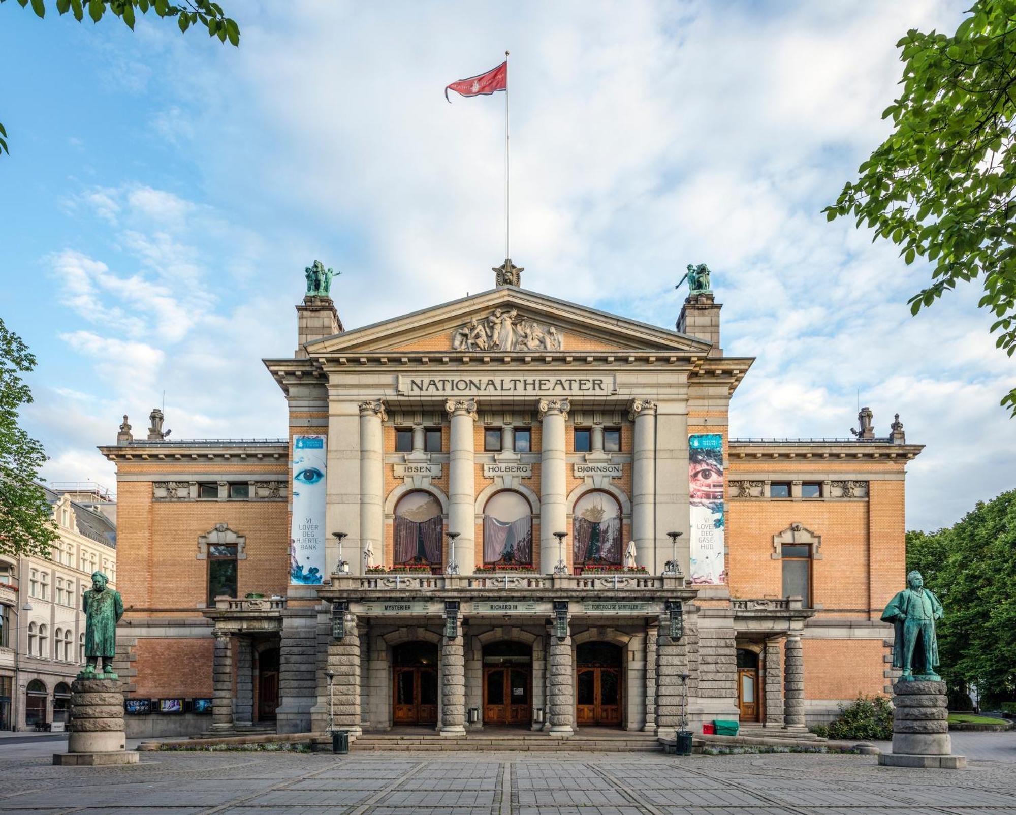 National Theater Dormitory Mixed Hostel Oslo Exterior photo